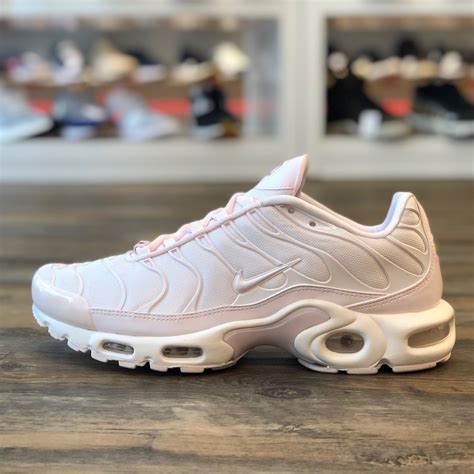 nike tns grau weiß|Buy and Sell Nike Air Max Plus Sneakers .